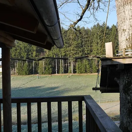 Baumhaus Voglsam * Schonau (Rottal-Inn)